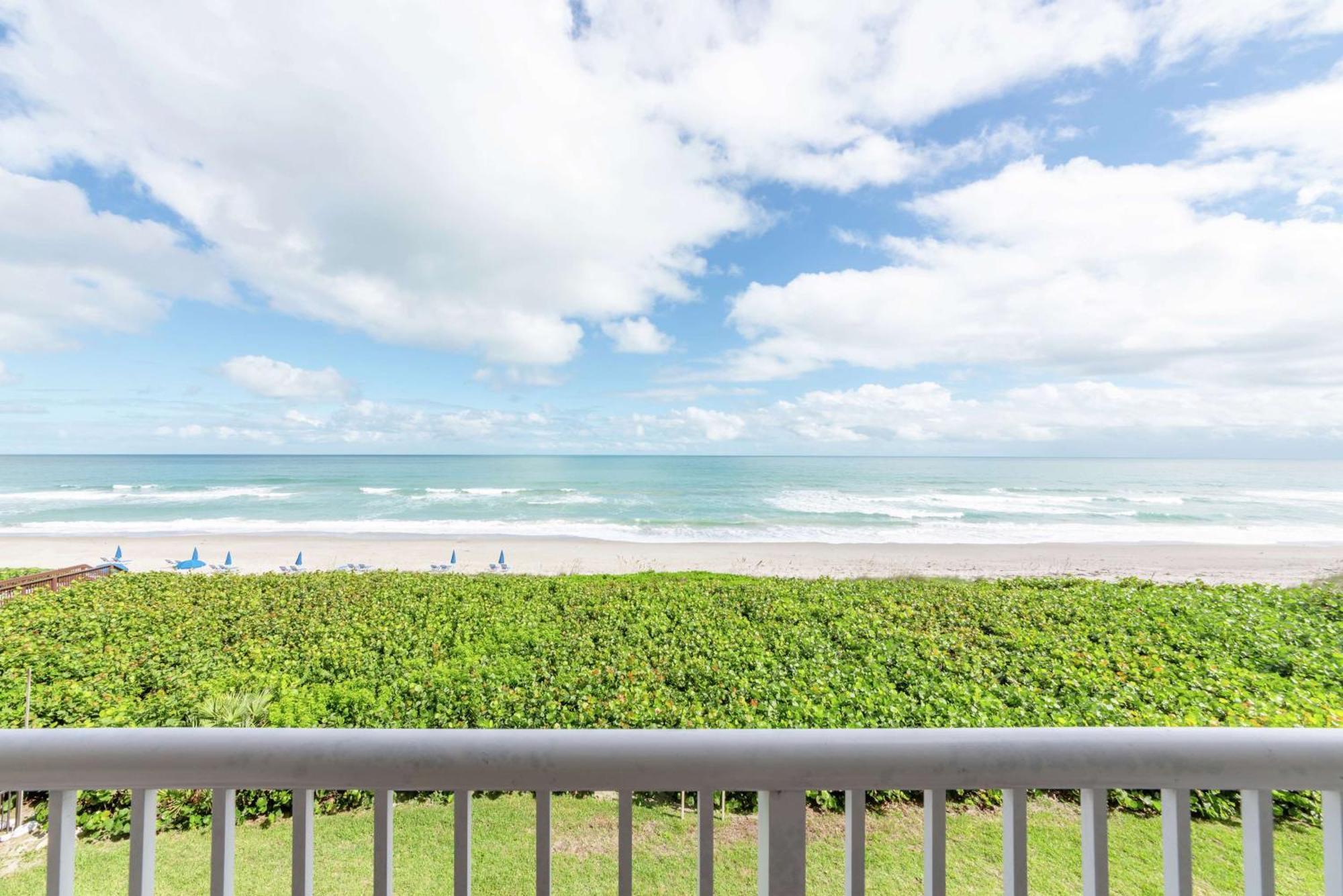 Doubletree Suites By Hilton Melbourne Beach Oceanfront Εξωτερικό φωτογραφία